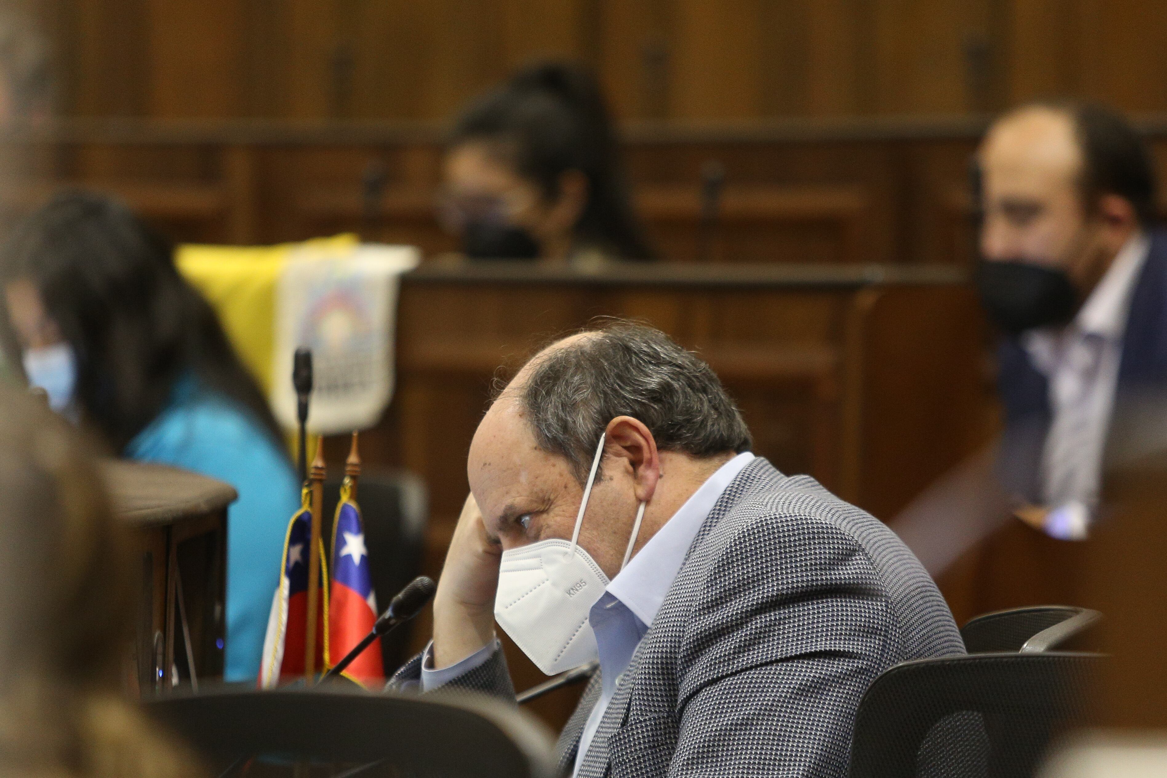 Convencional Rodrigo Álvarez durante la Sesión N°95 Pleno Convención Constitucional, que se realiza en el ex Congreso Nacional. FOTO: DIEGO MARTIN/AGENCIAUNO