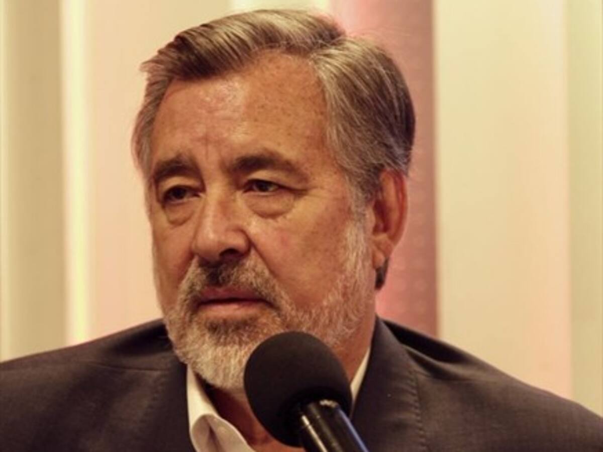 Guillier: «Si estás contento con la AFP, sigue; si no, habrá opciones»
