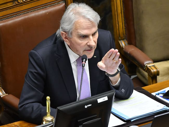 El senador Ivan Moreira