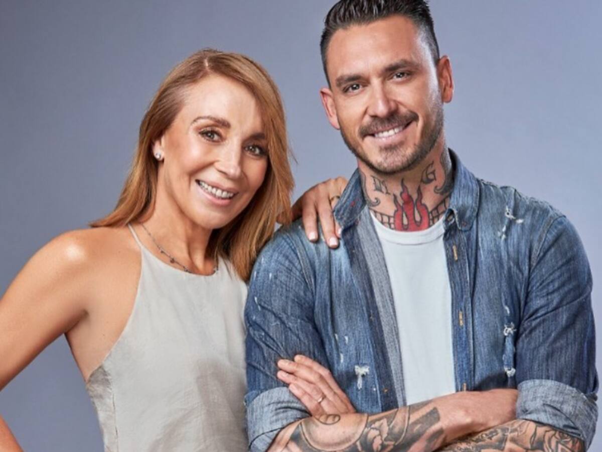 Unidos por sus poleras: los particulares estampados de Karen Doggenweiler y Mauricio Pinilla