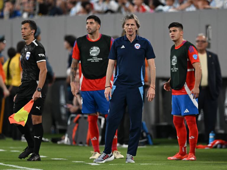 Conmebol suspende a Ricardo Gareca y no podrá dirigir ante Canadá