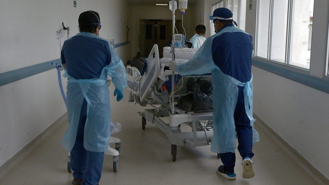 21 de Enero de 2022 / IQUIQUEEl alza en los contagios por Coronavirus produjo un mayor arribo de pacientes Covid positivo a la UCI del hospital Dr. Ernesto Torres Galdames
FOTO: CRISTIAN VIVERO BOORNES / AGENCIAUNO