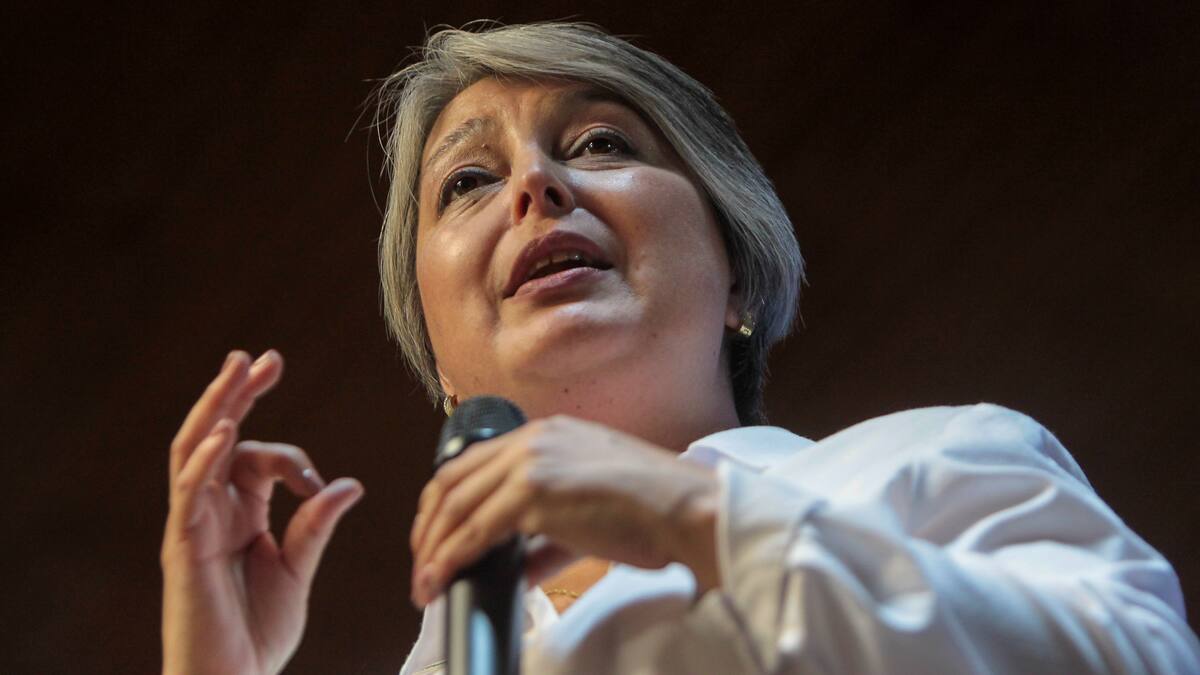 Más de 200 dirigentes DC entregan apoyo a Jeannette Jara a través de una carta pública
