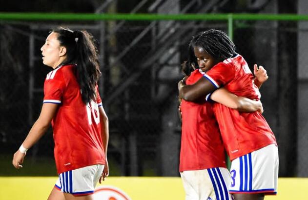 Foto: @laroja