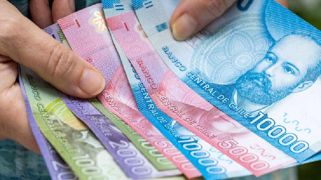 Este es el grupo de chilenos que recibirá más de $400.000 por un bono del IPS ( y los requisitos)
