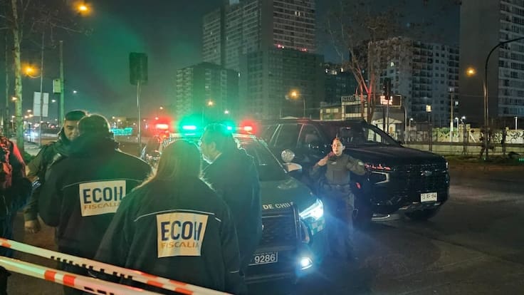 A tiros y en plena calle: hombre de 30 años muere tras ataque armado en Estación Central
