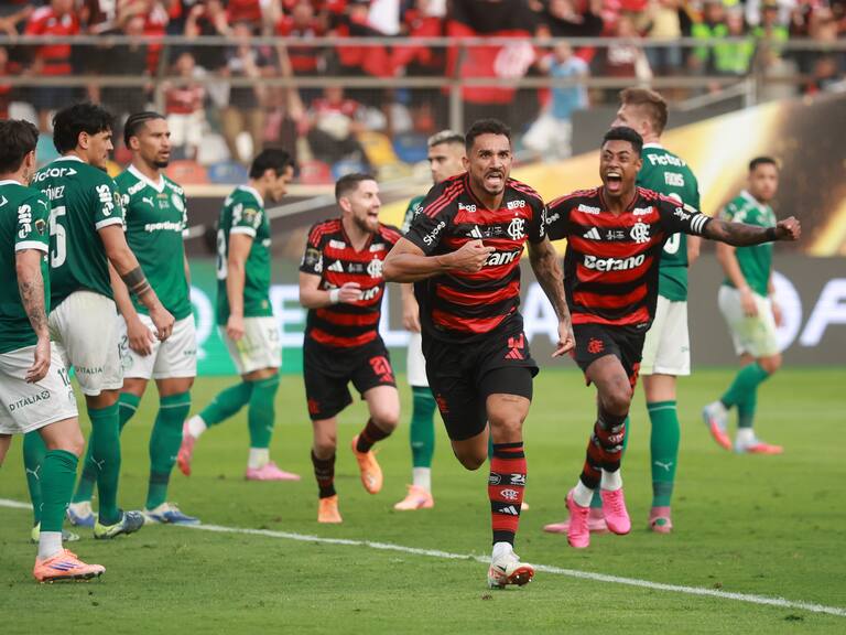 Flamengo de Erick Pulgar derrota a Palmeiras y se proclama campeón de la Copa Libertadores por cuarta vez en su historia