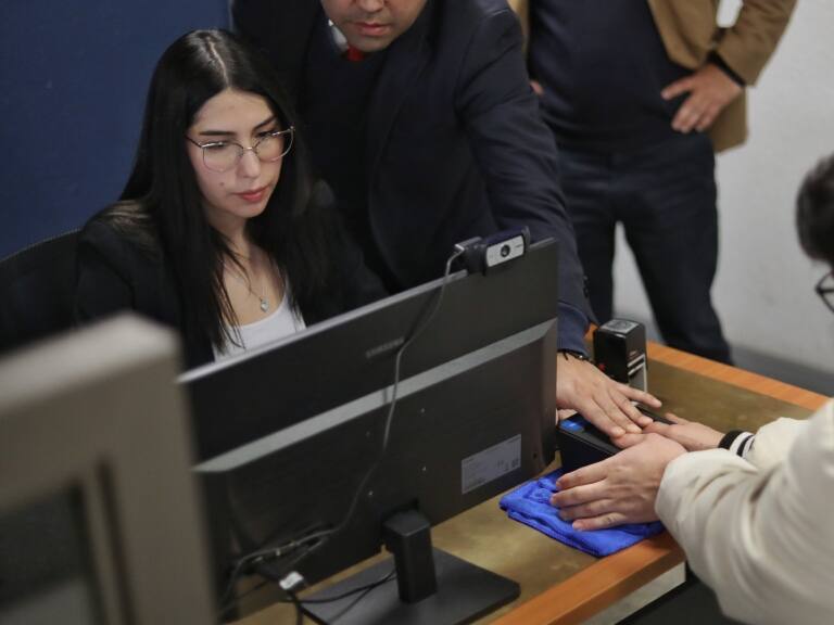 Inician proceso de empadronamiento biométrico para extranjeros que han ingresado a Chile por pasos no habilitados