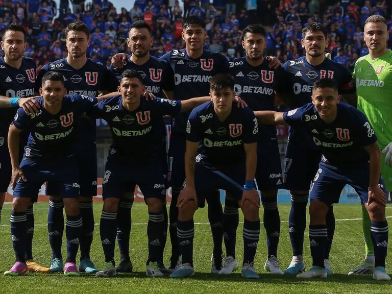 Vuelve Zaldivia y vocación ultraofensiva: la más probable formación de la U para su duelo ante Curicó Unido