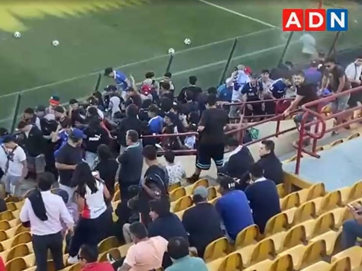 Hinchas de la U ingresan a la fuerza al Santa Laura y provocan retraso de la semifinal de Copa Chile