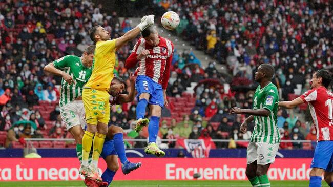 Betis de Pellegrini y Bravo cayó ante el Atlético de Madrid