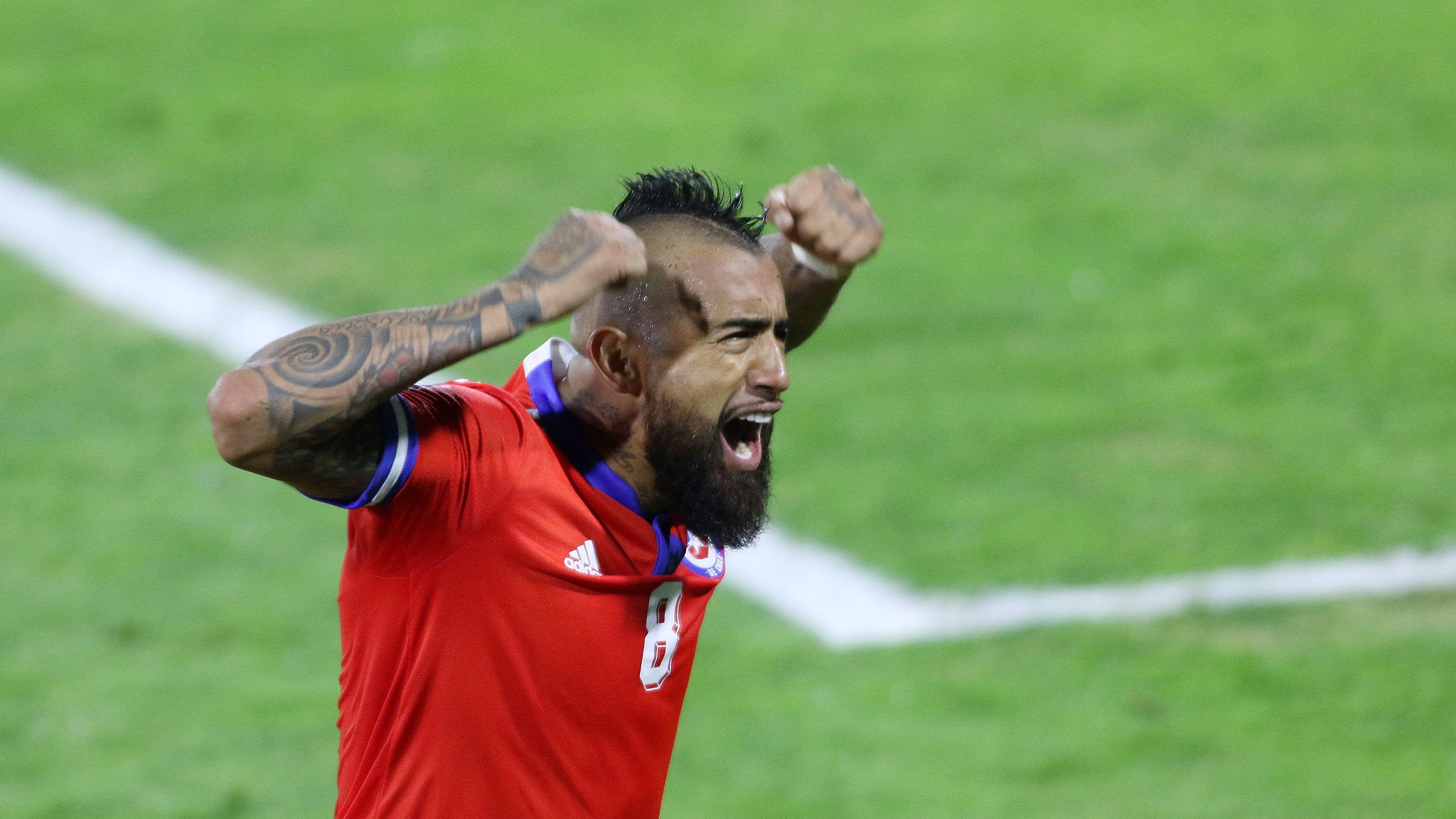 Arturo Vidal no da por perdida la clasificación al Mundial de Qatar