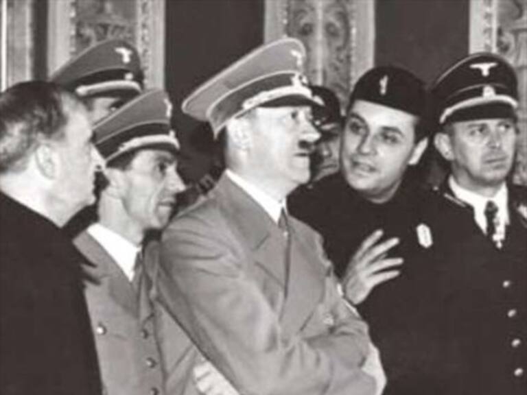 El arqueólogo que estuvo con Hitler y Mussolini, y fantaseaba con asesinarlos