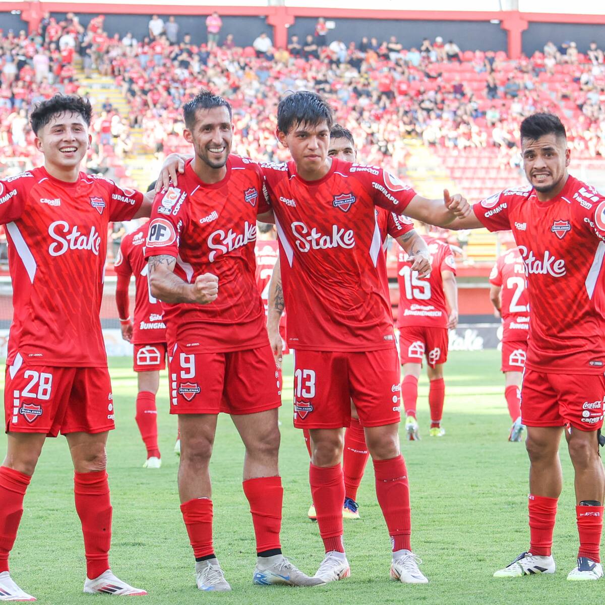 Ñublense tendría listo a su entrenador para el 2026: apuestan por DT recién desvinculado en Primera División