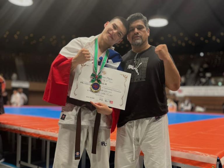 Es chileno, tiene 15 años, se coronó campeón de karate en Tokio y logró clasificación al Mundial de su categoría