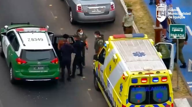 Detuvieron a sujeto que ingresó al mar con bebé de 11 días
