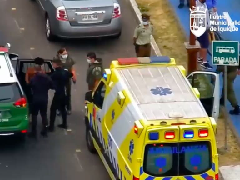 Detuvieron a sujeto que ingresó al mar con bebé de 11 días