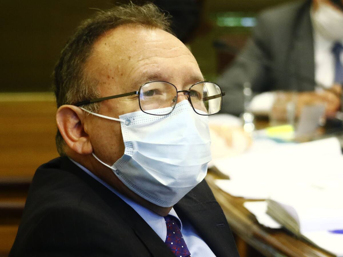 Senador García Ruminot dio positivo de coronavirus Covid-19