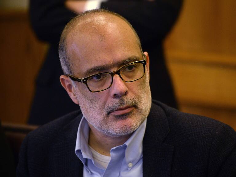 10 DE SEPTIEMBRE DE 2019/VALPARAISORodrigo Valdés Pulido, académico y ex ministro de Hacienda, durante el proyecto de ley, iniciado en Mensaje, que mejora pensiones del sistema de pensiones solidarias y del sistema de pensiones de capitalización individual, crea nuevos beneficios de pensión para la clase media y las mujeres, crea un subsidio y seguro de dependencia
FOTO: PABLO OVALLE ISASMENDI/AGENCIAUNO