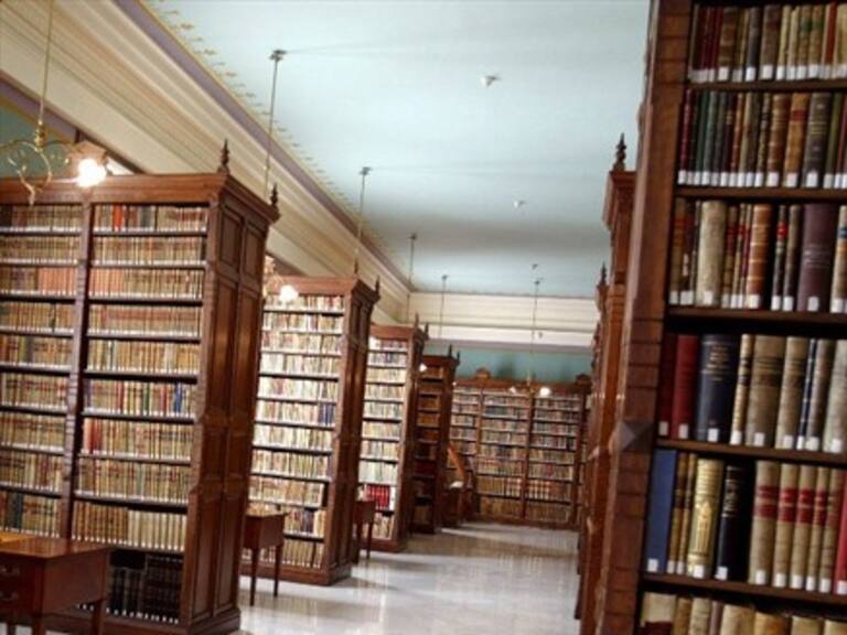 La RAE cambió la acepción de la palabra «fácil» que hacía referencia a las mujeres