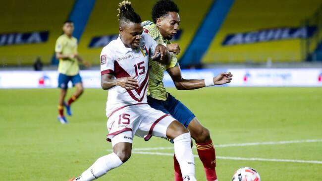 Nicolás Maduro estaría dispuesto a pagar "premio doble" al plantel de Venezuela si derrotan a Colombia