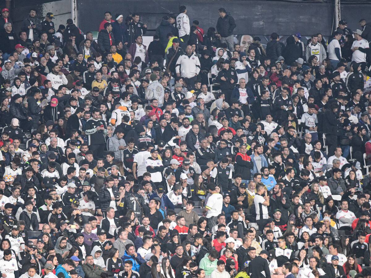 Revelan el grave error de Blanco y Negro que pudo haber evitado los incidentes en el Colo Colo-Universitario