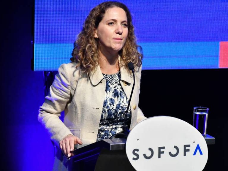 ADN Hoy - Entrevista a Rosario Navarro, presidenta de la Sociedad de Fomento Fabril (Sofofa)