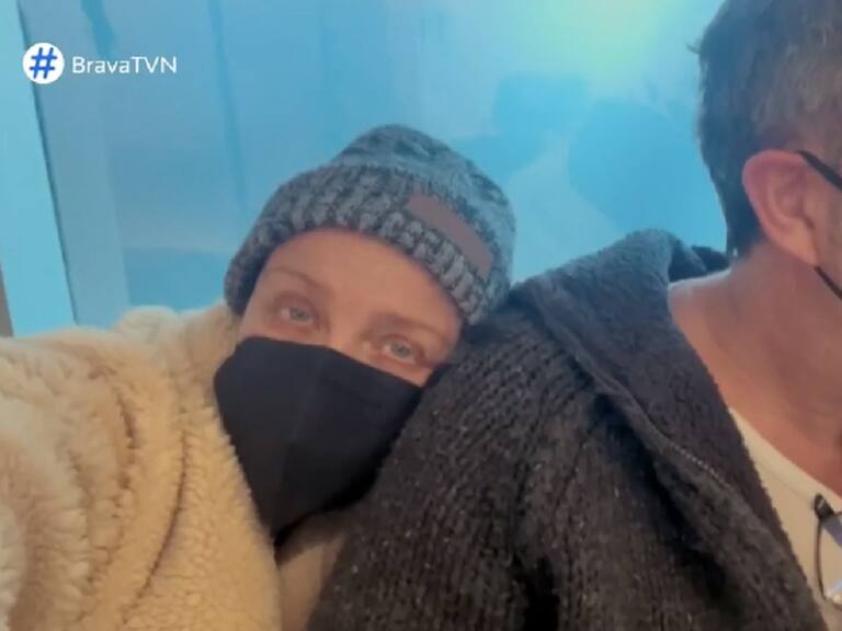 «Es puro nervio»: Actitud del Pollo Valdivia llamó la atención en el estreno del documental de Claudia Conserva