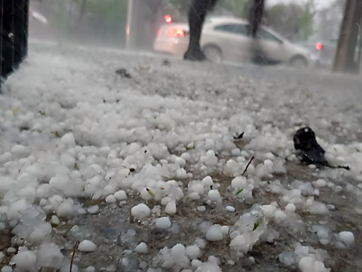 Reportan lluvia, tormentas eléctricas y granizo en sectores precordilleranos de la Región Metropolitana