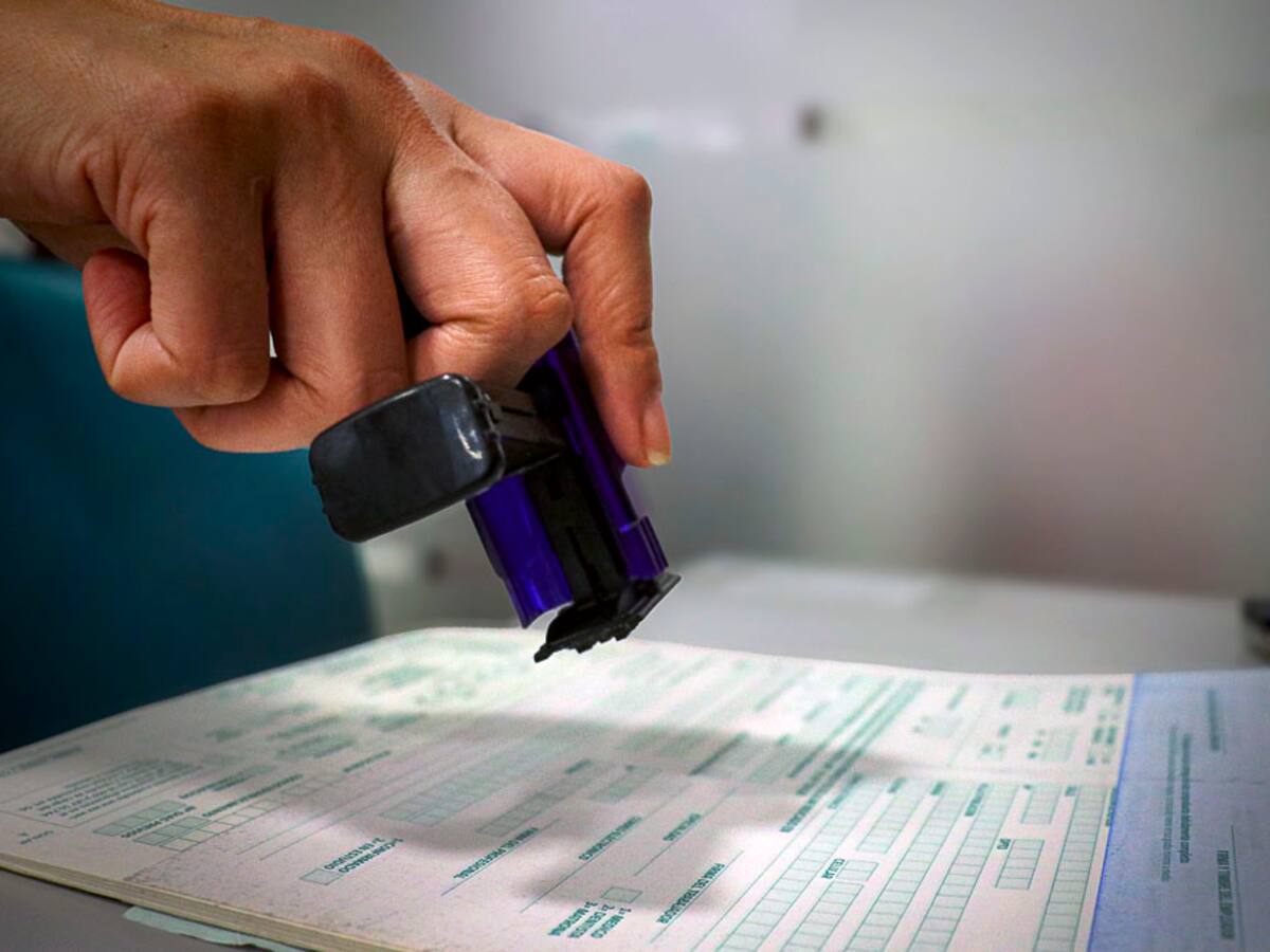 Similar a deudores de alimentos: las medidas que analiza el Gobierno para recuperar fondos por uso de licencias médicas