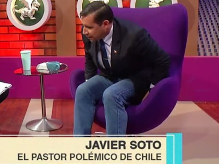 El ataque homofóbico del pastor Soto a Villouta y a la comunidad gay en El Interruptor