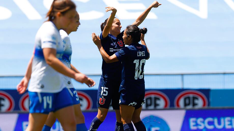 Universidad de Chile femenina ganó el clásico universitario