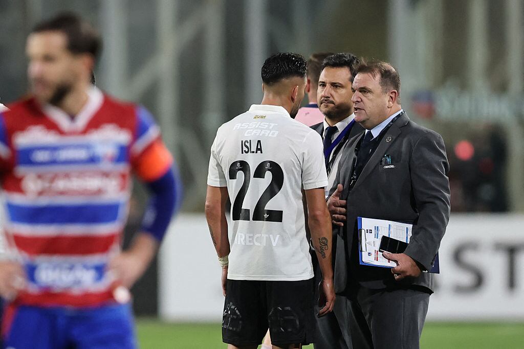 Conmebol abre expediente disciplinario contra Colo Colo por incidentes ante Fortaleza