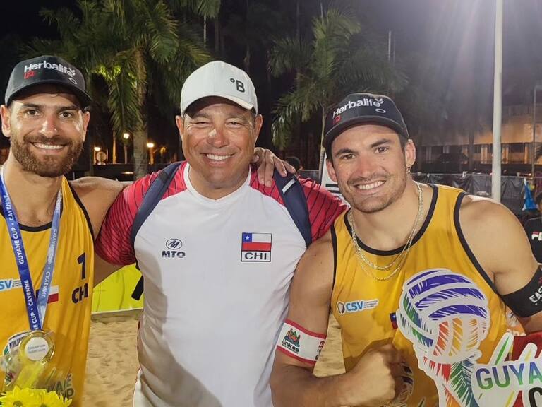 Primos Grimalt se coronan campeones en el Circuito Sudamericano de Vóleibol Playa tras vencer a dupla argentina