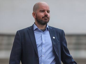 Giorgio Jackson presentó demanda contra 23 diputados UDI que lo vincularon al Caso Convenios y al robo de computadores desde ministerio