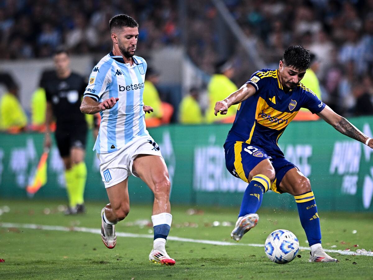 Racing Club de Gabriel Arias hace pesar su localía ante el Boca Juniors de Carlos Palacios y Williams Alarcón
