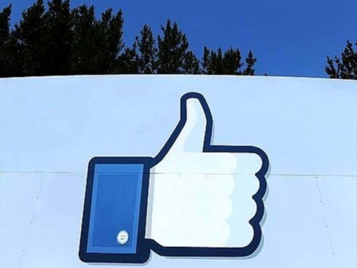 Facebook sigue al alza y Twitter vuelve a caer