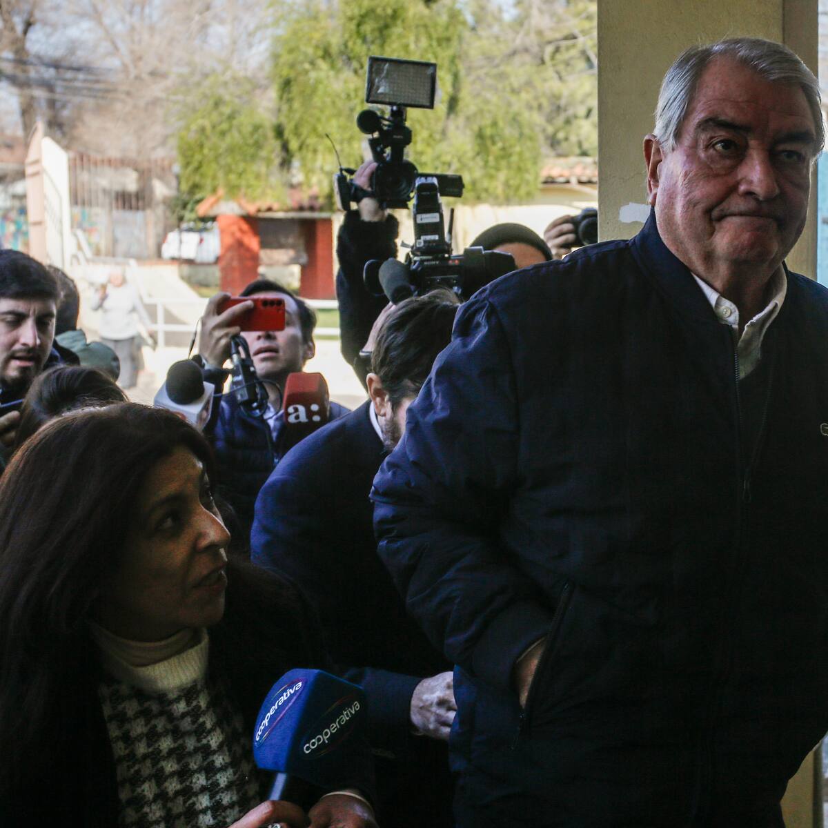Gendarmería suspende a jefa de la cárcel de Rancagua en medio de investigación por posible trato privilegiado a Eduardo Macaya