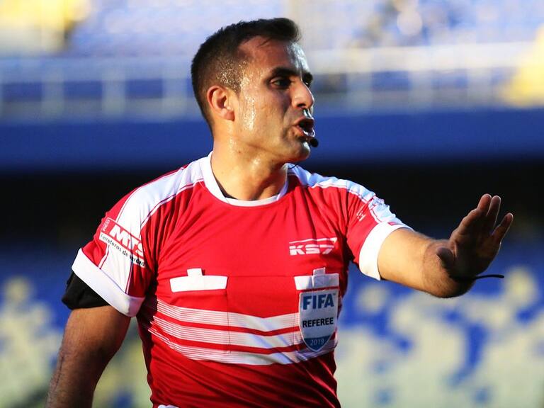 Piero Maza será el encargado de impartir justicia entre Colo Colo y la UC