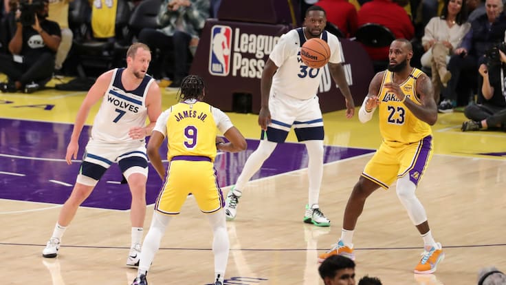 LeBron marca un hito en la NBA: juega con su hijo Bronny en el inicio de la nueva temporada