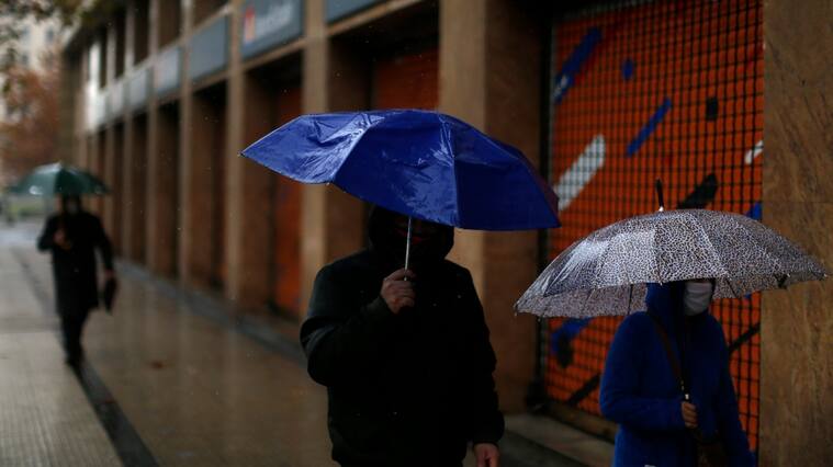 Lluvia en Santiago