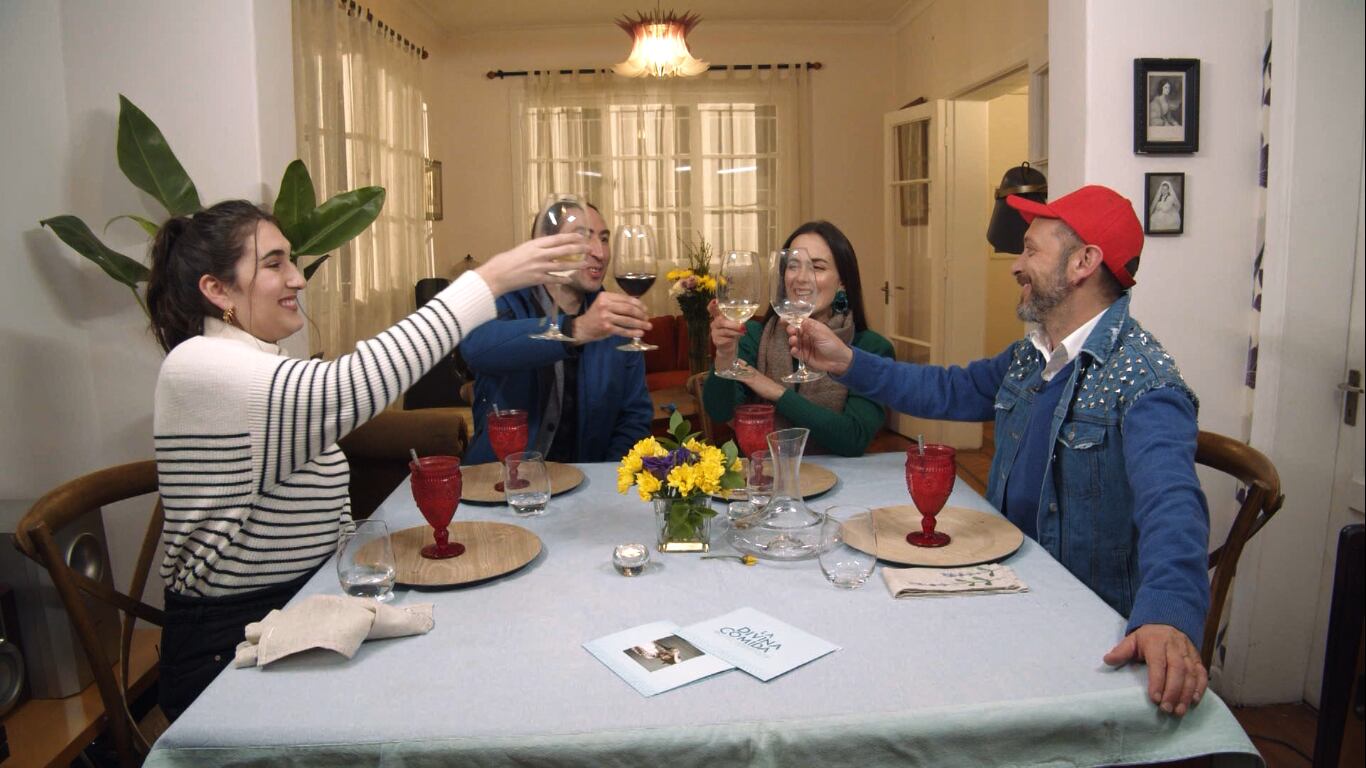CHV revela sus próximos invitados de "La Divina Comida" y "Podemos Hablar"