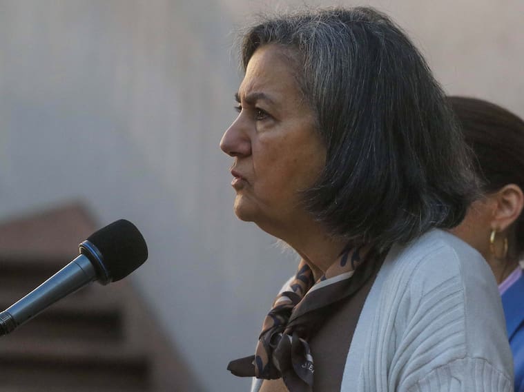 May Chomali, Ministra de Salud