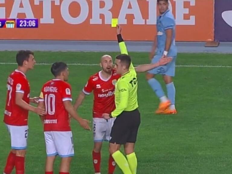 La insólita amonestación a Nicolás Berardo en la victoria de Magallanes sobre O'Higgins