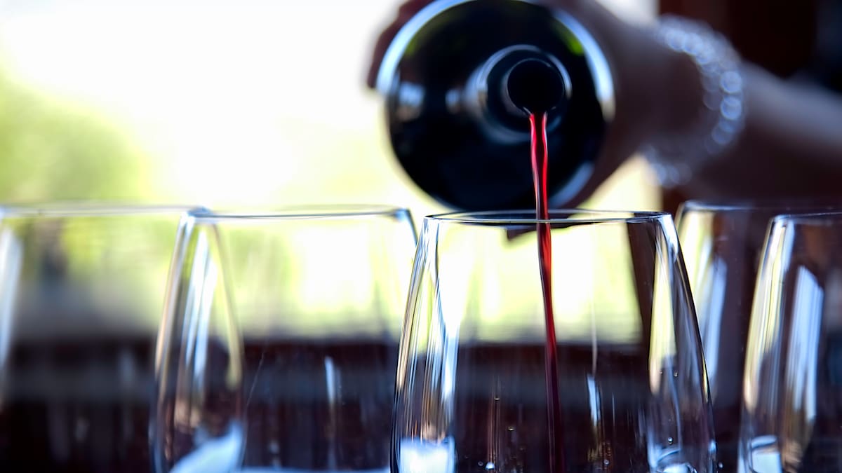 Mito o realidad: Oxford aclara si beber alcohol “moderadamente” puede ser beneficioso para la salud