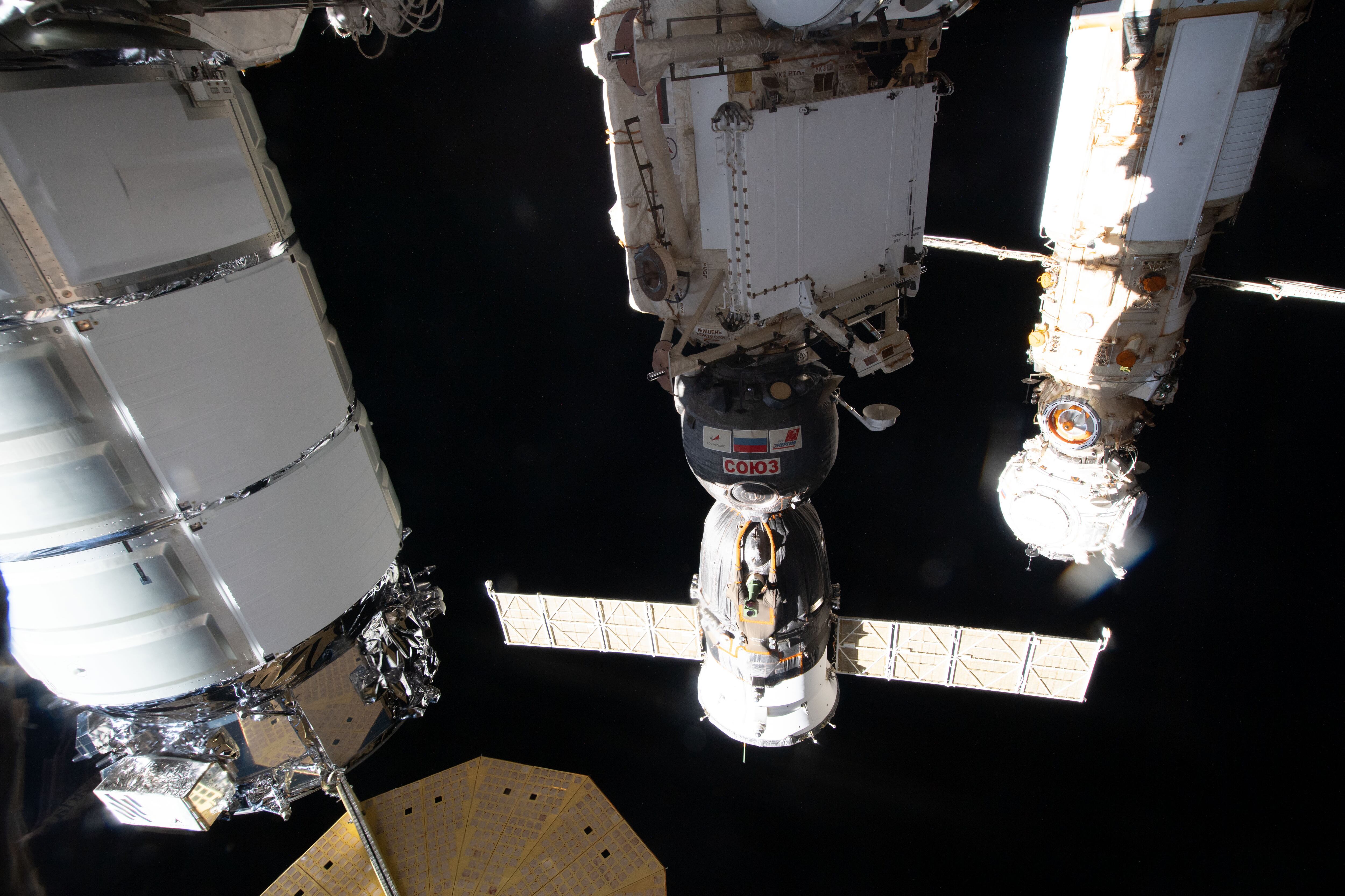 Imagen de la sección rusa en la Estación Espacial Internacional