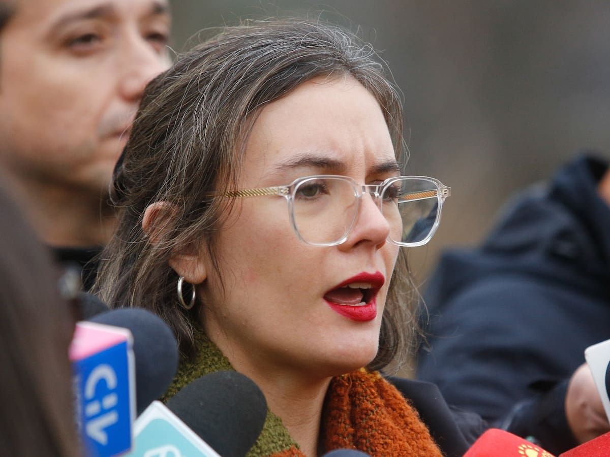 Ministra Vallejo entrega balance por sistema frontal en Chile: se registran más de cuatro mil personas damnificadas