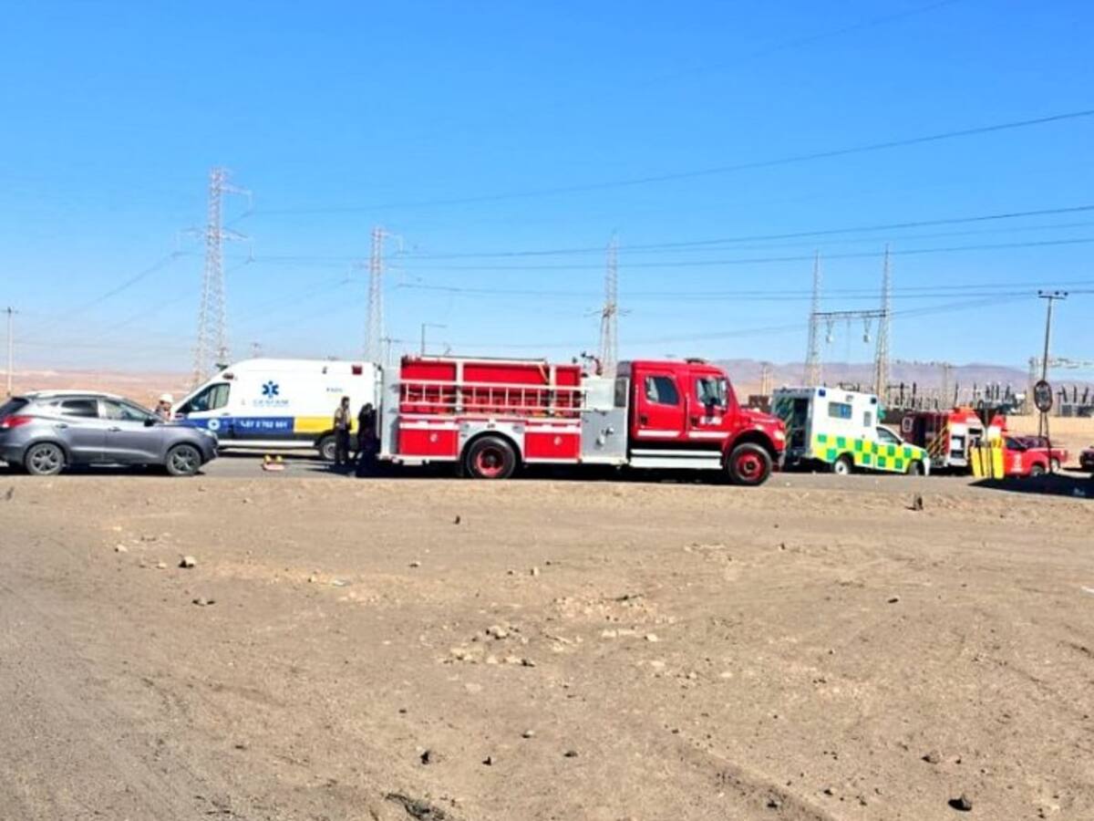 Fatal accidente en Ruta 5 Norte: bus con pasajeros se volcó y dejó dos fallecidos y más de 20 heridos