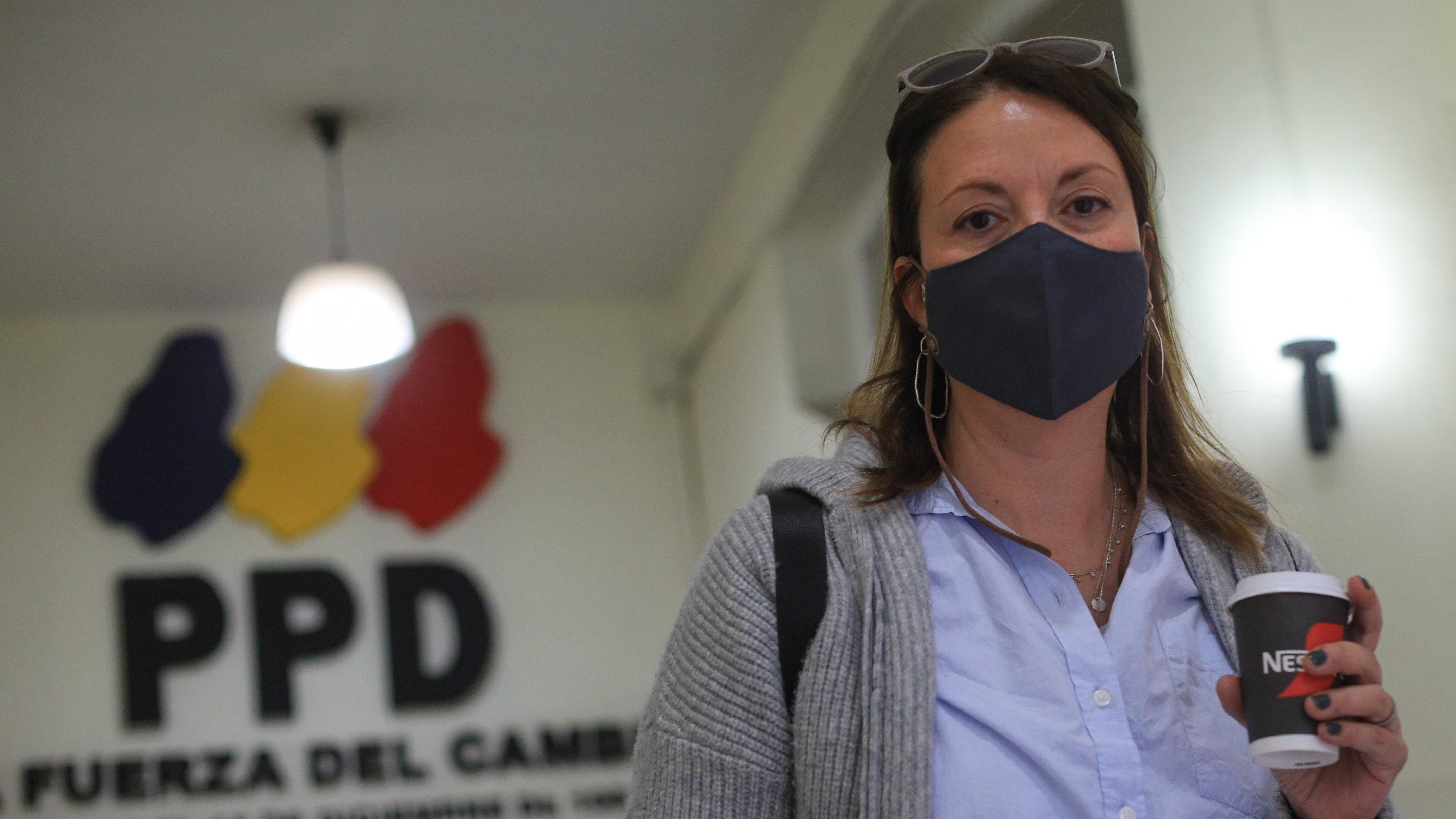 Natalia Piergentili: "Yasna Provoste debería opinar sobre el cuarto retiro"