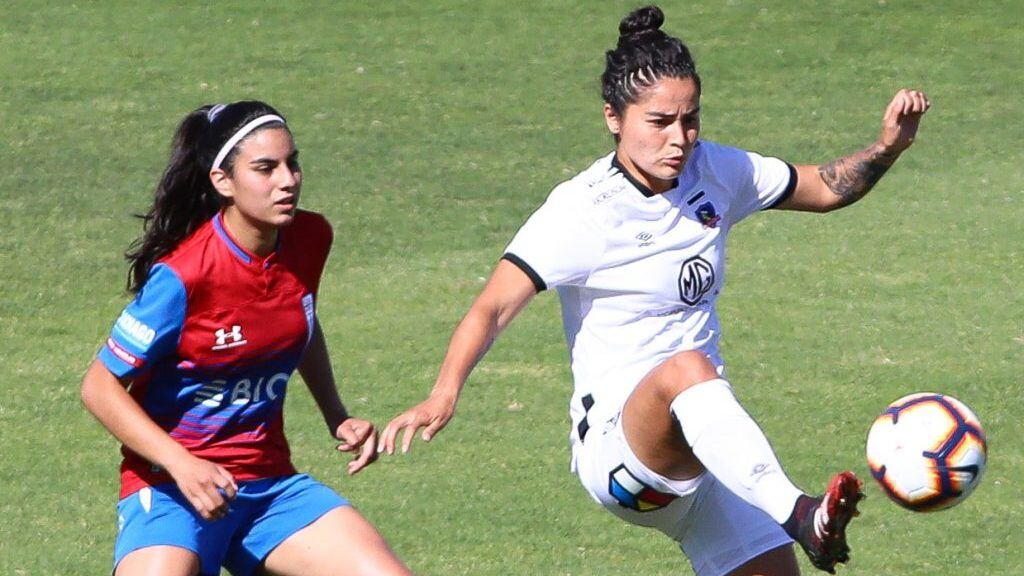 07 DE NOVIEMBRE DE 2020/SANTIAGOYazmin Torrealba (d), durante el partido valido por segunda fecha del grupo B del Campeonato Nacional Femenino 2020, entre Colo Colo y Universidad Catlica, disputado en el Estadio Monumental.
FOTO: SEBASTIAN ORIA/AGENCIAUNO